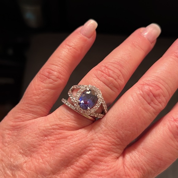 Tanzanite Ring - Picture 6 of 7